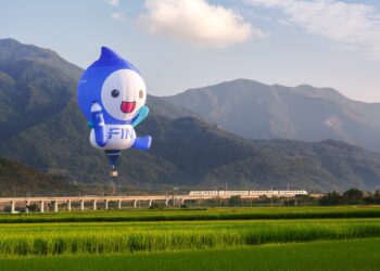 超萌黑松「FIN水寶」熱氣球  臺灣國際熱氣球嘉年華首登場