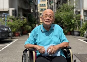 客語長詩劇 《蕭月華傳》 此為賴傳毓先生創作的第一部客語七言長詩,使用客語(四縣腔)書寫