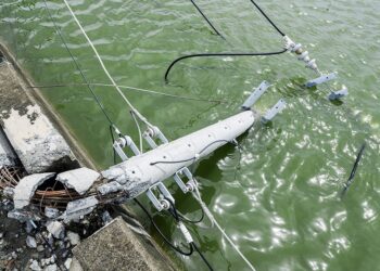 颱風重創養殖業 翁章梁關心業者及電力復原進度