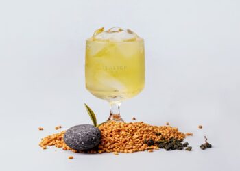 玄天上帝首次聯名 TEATOP 開運玄米青茶限量開賣！