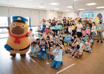 動物警探「達克比」現身教育博覽會說故事    親子共學寓教於樂