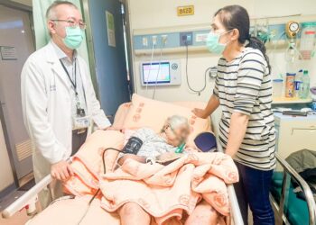 彰基醫護團隊跨越千里路  助阿嬤返鄉圓夢完成生命最後旅程