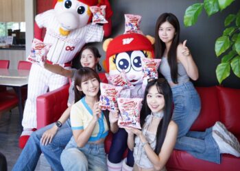 乖乖挺棒球!味全龍聯名全新「芮美」草莓煉乳包裝甜蜜來襲