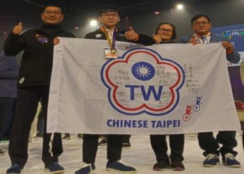 技職育人不遺餘力崇 崇實高工廖晏鮮主任杏壇芬芳再添榮光