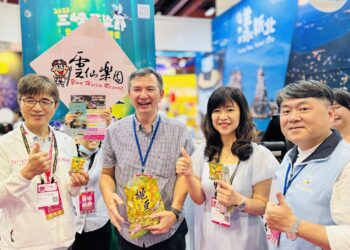 新北、台北、桃園聯手衝觀光     夏季旅展「漾．新北」主題吸睛     現場氣氛熱絡