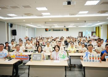 屏東縣農業大學第十一屆開學典禮 周縣長勉勵學員厚植在地農業實力