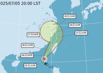 發布颱風丹娜絲海陸警 高屏、台南、嘉義縣市、澎湖縣7/6停班停課