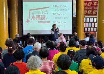 「換照保平安 安全行車一世人」  交通部廟口開講熱鬧登場