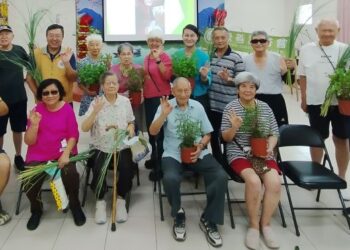 綠茵子全方位健康團體 榮家長輩體驗香草療癒力