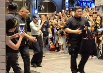 影/真的去金豬食堂！GD小巨蛋落幕直奔吃飯　粉絲擠爆為這12秒