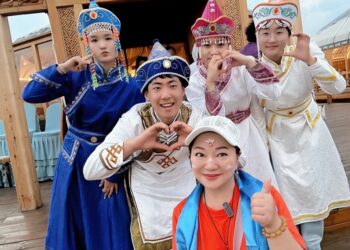 70歲白冰冰旅遊清單都超花錢！號召力極強揪42人遊內蒙古