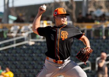 影/《MLB》鄧愷威5局4K無失分優質好投 2019年以來再有台灣選手奪大聯盟勝投