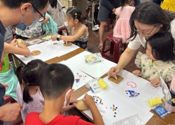桃市圖兒童劇場《網紅練習生》平鎮分館登場    引導親子認識正確網路行為