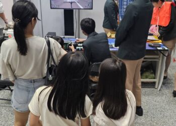 高餐大用雙手說故事　現場教你看見技職的力量