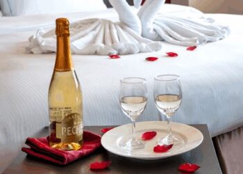 甜蜜浪潮來襲!台北凱撒大飯店推出七日限定販售的「七夕大正浪漫住房專案」