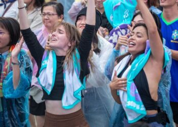 恆春熱SSR 音樂祭首日遇雨人氣不減亞洲天王周湯豪壓軸墾丁嗨翻天