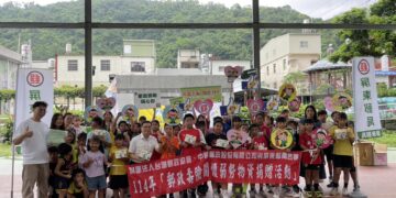 郵政團隊攜手送愛至偏鄉　儲備學童幸福成長動力