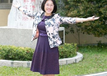 嘉義市校長陳文瑜、鄭振銘 雙雙榮獲114年度校長領導卓越獎