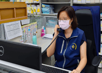 屏東分署現場執行　無照駕駛男速繳欠款