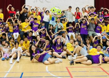 顯恩小光芒備戰LLB 曹佑寧暖心同行