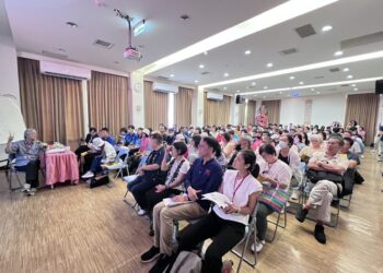 彰化南瑤宮修復工程工作坊  專家李乾朗讓民眾了解修復過程
