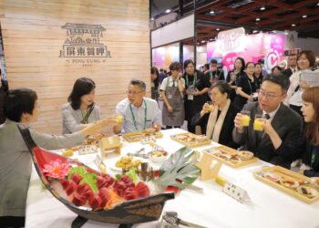 鮪魚刀工秀震撼全場 六大品牌聯展大秀屏東食力