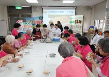 水上鄉社區營養灶咖×異國料理上菜 青銀共學樂趣多