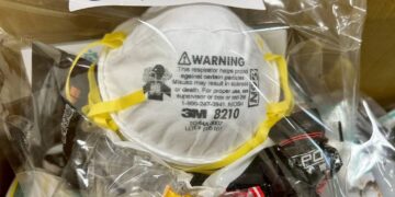 石綿建材含一級致癌物　拆除務必做好防護措施