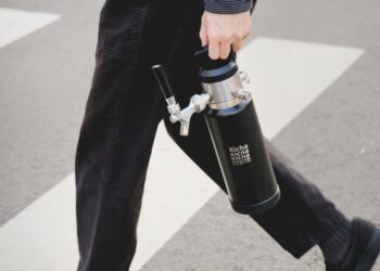 理茶Richa進駐勤美誠品綠園道  以純茶創新打造手搖飲新風貌
