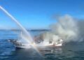 澎湖火燒船 海巡艇馳援滅火
