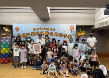 「卓爸40」感恩慶典登場，早產兒家庭齊聚　向卓德松醫師40年醫療奉獻致敬