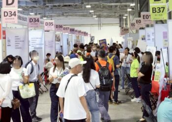 花博爭艷館湧現求職人潮 友善職場徵才X工會技藝登場