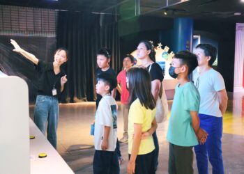 體驗互動式展具沉浸式學習光電知識 科博館「達達的魔法樂園」回歸