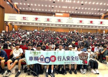 屏科大新生入學 內埔警交通宣導