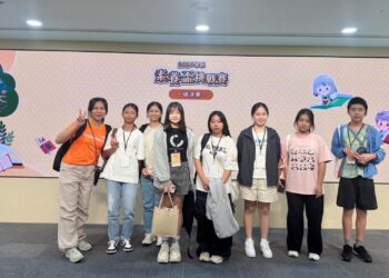 提供數位學習工具 消弭弱勢兒少教育資源落差 展望會社工陪孩子走出翻轉人生的路