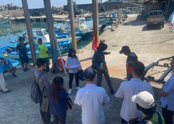 海委會協助龍洞灣陸地 參考位置現勘