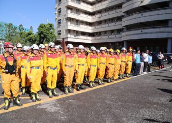 嘉義縣政府動員至花蓮救災 翁章梁捐個人一個月所得