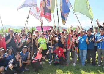 不只看比賽更要傳承!新北市長盃原住民族射箭賽開打     侯友宜也體驗傳統射箭