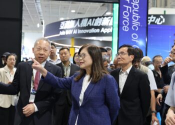 投入68億打造海巡立體化 管碧玲率隊參訪航太國防展 無人機戰力2年成形