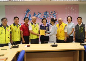 7歲男童染病毒截去雙肢     新北圓融行善團等團體捐助41萬     助弱勢家庭度難關