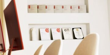 傑思•愛德威聯手國際獎項常勝軍 正式成立 THINKWAYS 品牌顧問 整合數位行銷與品牌策略 加速亞洲品牌躍上國際舞台