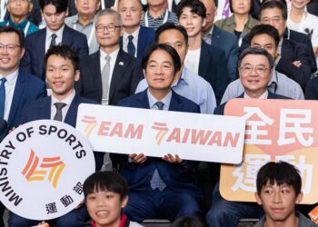 運動部揭牌暨部長布達 總統賴清德:讓國人健康 國家更強 世界擁抱臺灣