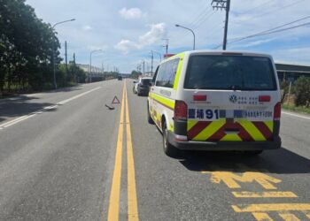 強烈颱風樺加沙來襲　里港分局協助三地門鄉大社村、德文村撤村