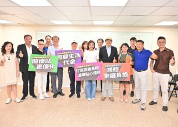 擃大長照3.0服務　邱議瑩、鄭光峰主張長照中心升格與生活代金制