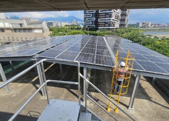 淡水水資中心落實淨零     太陽能與沼氣發電系統啟用     展現永續能源提供者決心