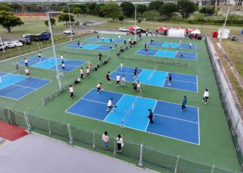 新北匹克球場啟用     侯友宜見證全台首座河濱專用球場     打造多元運動空間