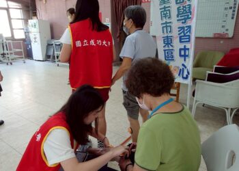 光華高中創舉-導入成大開發「AI智慧照顧」課程模組