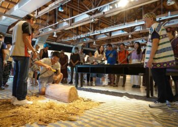 南澳群泰雅族傳統織布器具聯展 「韋建福」帶領師生傳承