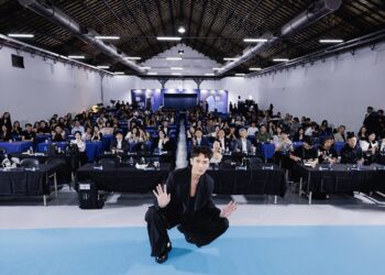 柯震東用十蓓電波活出十分從容 從內而外的轉變,保養是生活態度 !