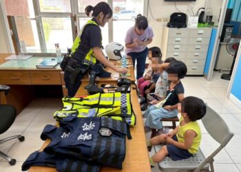 社皮派出所辦理幼兒園參訪活動 增進學童法治觀念與警察認識